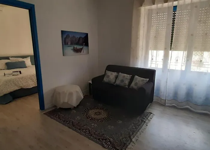 דירה Sunny Sexy Grey & Cool Blue *